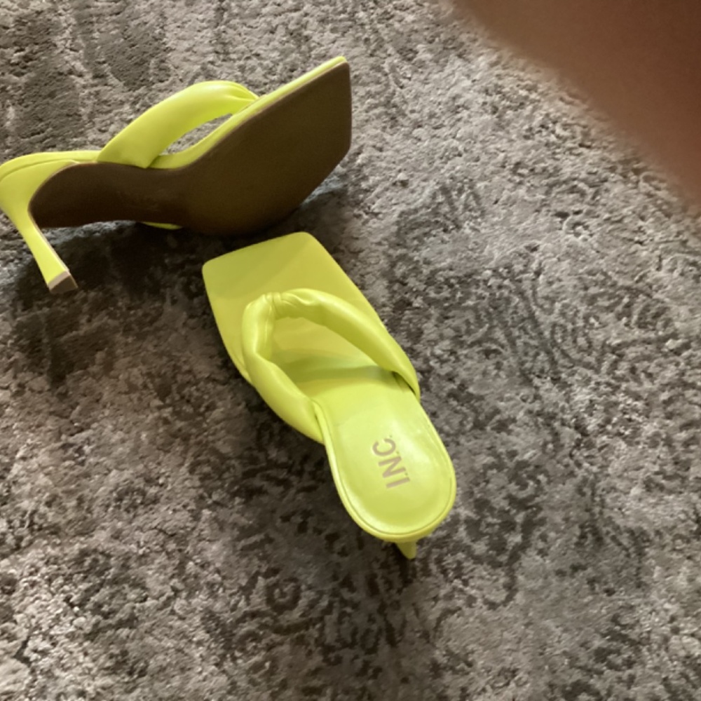 Shoes - Picture 2 of 3